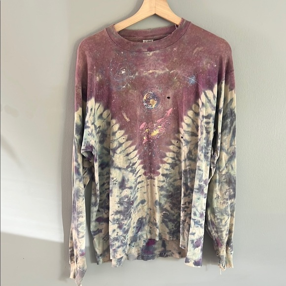 Vintage Solar System Distressed Fruit of the Loom Purple Tie-Dye Shirt - Picture 1 of 10